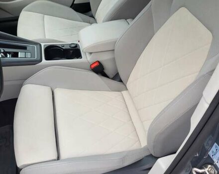 Серый Фольксваген Гольф, объемом двигателя 1.97 л и пробегом 178 тыс. км за 23500 $, фото 7 на Automoto.ua