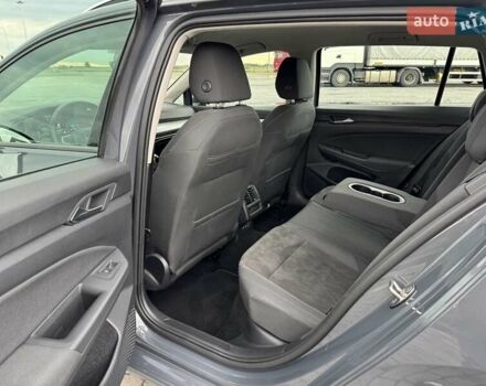 Серый Фольксваген Гольф, объемом двигателя 2 л и пробегом 160 тыс. км за 20800 $, фото 32 на Automoto.ua