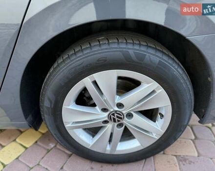 Серый Фольксваген Гольф, объемом двигателя 2 л и пробегом 167 тыс. км за 19990 $, фото 56 на Automoto.ua