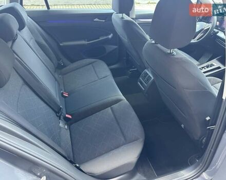 Серый Фольксваген Гольф, объемом двигателя 2 л и пробегом 215 тыс. км за 19300 $, фото 40 на Automoto.ua