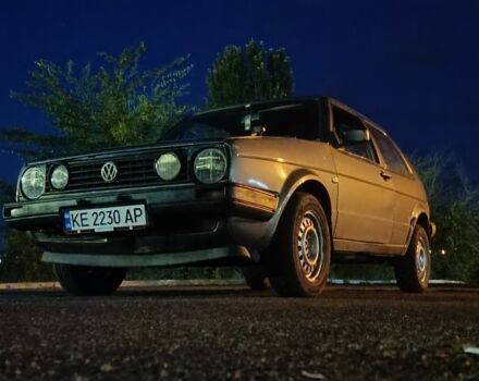 Серый Фольксваген Гольф, объемом двигателя 1.6 л и пробегом 230 тыс. км за 1426 $, фото 1 на Automoto.ua