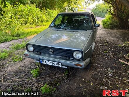 Фольксваген Гольф 1985 в Сумах на Automoto.ua Серый Фольксваген Гольф, объемом двигателя 1.6 л и пробегом 300 тыс. км за 850 $, фото 1 на Automoto.ua