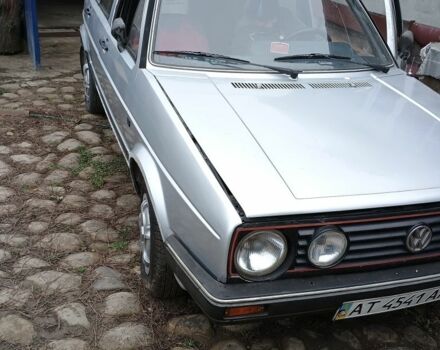 Серый Фольксваген Гольф, объемом двигателя 1 л и пробегом 300 тыс. км за 1400 $, фото 1 на Automoto.ua