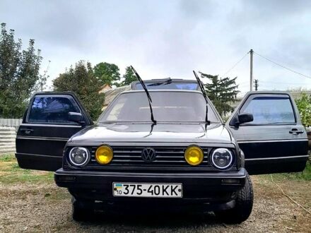 Серый Фольксваген Гольф, объемом двигателя 1.6 л и пробегом 361 тыс. км за 2000 $, фото 1 на Automoto.ua