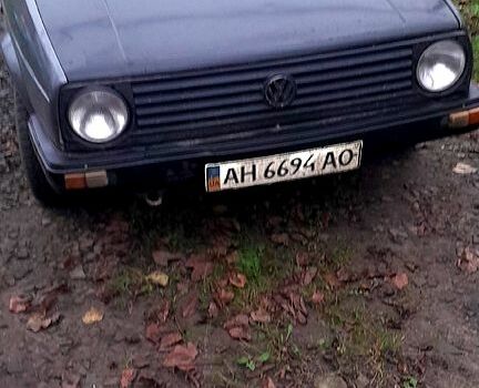 Серый Фольксваген Гольф, объемом двигателя 1.3 л и пробегом 295 тыс. км за 1000 $, фото 1 на Automoto.ua