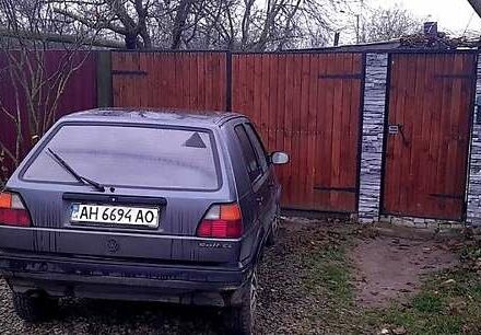 Серый Фольксваген Гольф, объемом двигателя 1.3 л и пробегом 295 тыс. км за 1000 $, фото 1 на Automoto.ua