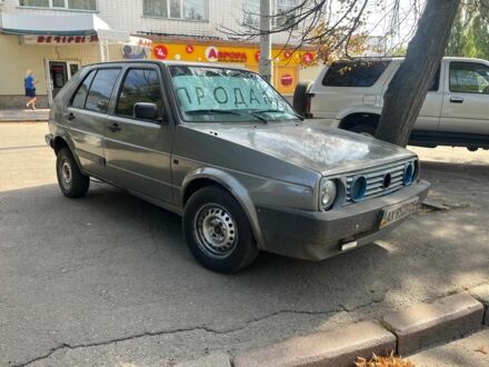 Серый Фольксваген Гольф, объемом двигателя 0 л и пробегом 200 тыс. км за 1200 $, фото 1 на Automoto.ua