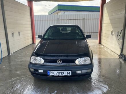 Серый Фольксваген Гольф, объемом двигателя 1.9 л и пробегом 170 тыс. км за 2400 $, фото 1 на Automoto.ua