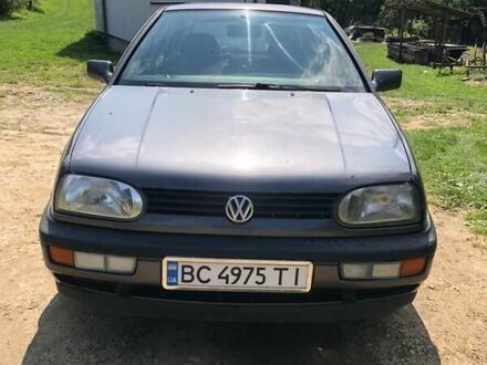 Фольксваген Гольф 1994 у Дрогобичі на Automoto.ua Сірий Фольксваген Гольф, об'ємом двигуна 1.9 л та пробігом 332 тис. км за 2800 $, фото 1 на Automoto.ua