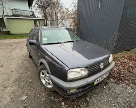 Серый Фольксваген Гольф, объемом двигателя 2 л и пробегом 300 тыс. км за 2600 $, фото 1 на Automoto.ua