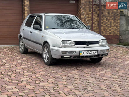 Серый Фольксваген Гольф, объемом двигателя 1.4 л и пробегом 228 тыс. км за 2100 $, фото 1 на Automoto.ua