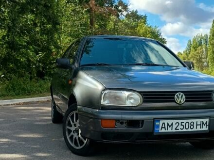 Сірий Фольксваген Гольф, об'ємом двигуна 1.4 л та пробігом 150 тис. км за 1600 $, фото 1 на Automoto.ua