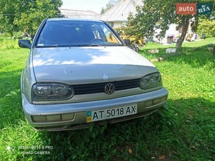 Фольксваген Гольф 1996 в Коломые на Automoto.ua Серый Фольксваген Гольф, объемом двигателя 1.6 л и пробегом 47 тыс. км за 1300 $, фото 1 на Automoto.ua