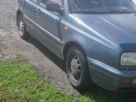 Фольксваген Гольф 1996 в Полтаве на Automoto.ua Серый Фольксваген Гольф, объемом двигателя 1.8 л и пробегом 2 тыс. км за 1500 $, фото 1 на Automoto.ua