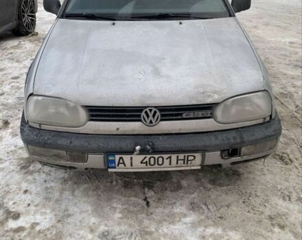 Серый Фольксваген Гольф, объемом двигателя 1.6 л и пробегом 200 тыс. км за 1200 $, фото 1 на Automoto.ua