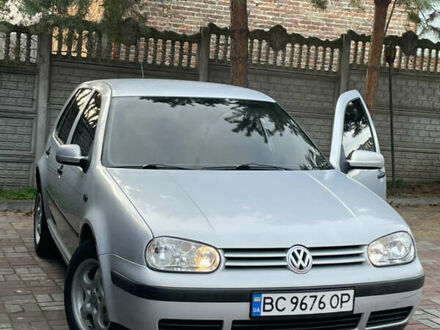 Фольксваген Гольф 1997 у Мостисках на Automoto.ua Сірий Фольксваген Гольф, об'ємом двигуна 1.6 л та пробігом 202 тис. км за 3800 $, фото 1 на Automoto.ua
