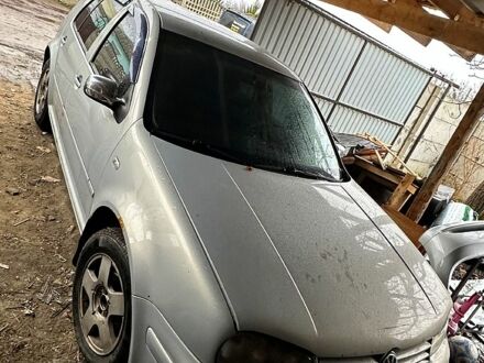 Сірий Фольксваген Гольф, об'ємом двигуна 1.6 л та пробігом 330 тис. км за 3300 $, фото 1 на Automoto.ua