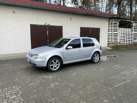 Серый Фольксваген Гольф, объемом двигателя 1.6 л и пробегом 360 тыс. км за 2800 $, фото 1 на Automoto.ua