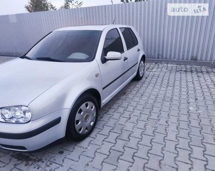 Серый Фольксваген Гольф, объемом двигателя 1.4 л и пробегом 200 тыс. км за 4300 $, фото 1 на Automoto.ua