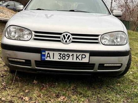 Сірий Фольксваген Гольф, об'ємом двигуна 1.39 л та пробігом 415 тис. км за 3300 $, фото 1 на Automoto.ua