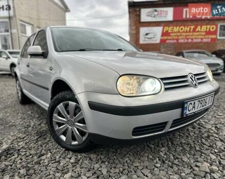 Серый Фольксваген Гольф, объемом двигателя 1.6 л и пробегом 291 тыс. км за 3950 $, фото 1 на Automoto.ua
