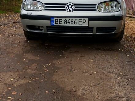 Серый Фольксваген Гольф, объемом двигателя 1.4 л и пробегом 204 тыс. км за 3500 $, фото 1 на Automoto.ua