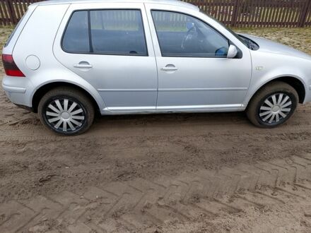 Сірий Фольксваген Гольф, об'ємом двигуна 1 л та пробігом 250 тис. км за 1600 $, фото 1 на Automoto.ua