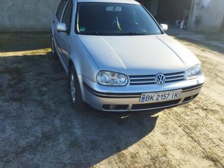 Серый Фольксваген Гольф, объемом двигателя 1.6 л и пробегом 222 тыс. км за 3700 $, фото 1 на Automoto.ua