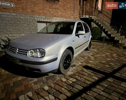 Серый Фольксваген Гольф, объемом двигателя 1.6 л и пробегом 76 тыс. км за 4750 $, фото 1 на Automoto.ua