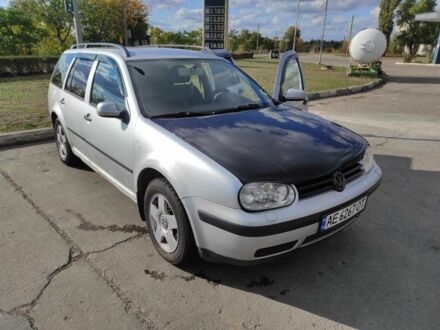Фольксваген Гольф 1999 в Никополе на Automoto.ua Серый Фольксваген Гольф, объемом двигателя 2 л и пробегом 503 тыс. км за 3650 $, фото 1 на Automoto.ua