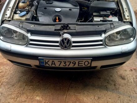 Серый Фольксваген Гольф, объемом двигателя 1.9 л и пробегом 370 тыс. км за 5200 $, фото 1 на Automoto.ua