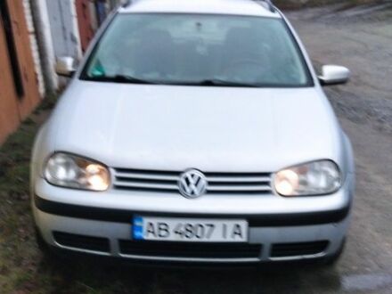 Сірий Фольксваген Гольф, об'ємом двигуна 1.4 л та пробігом 300 тис. км за 3500 $, фото 1 на Automoto.ua