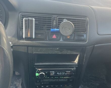 Серый Фольксваген Гольф, объемом двигателя 1.6 л и пробегом 268 тыс. км за 4658 $, фото 1 на Automoto.ua