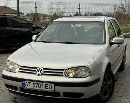 Серый Фольксваген Гольф, объемом двигателя 1.6 л и пробегом 273 тыс. км за 3850 $, фото 1 на Automoto.ua