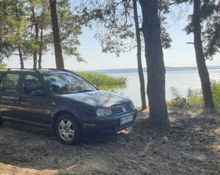 Сірий Фольксваген Гольф, об'ємом двигуна 1.6 л та пробігом 317 тис. км за 3200 $, фото 1 на Automoto.ua