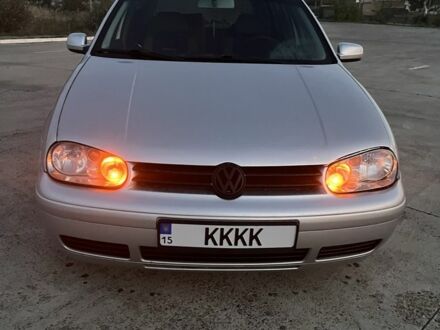 Серый Фольксваген Гольф, объемом двигателя 1.6 л и пробегом 290 тыс. км за 3500 $, фото 1 на Automoto.ua