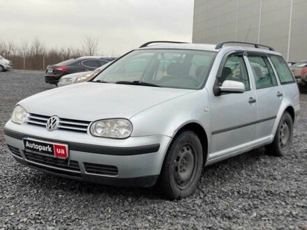 Серый Фольксваген Гольф, объемом двигателя 1.6 л и пробегом 267 тыс. км за 3890 $, фото 1 на Automoto.ua