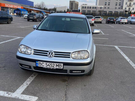 Фольксваген Гольф 2000 в Львове на Automoto.ua Серый Фольксваген Гольф, объемом двигателя 1.6 л и пробегом 50 тыс. км за 4100 $, фото 1 на Automoto.ua