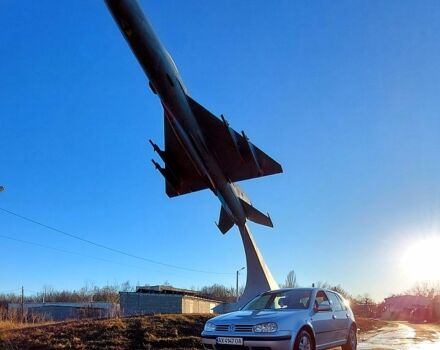 Сірий Фольксваген Гольф, об'ємом двигуна 1.4 л та пробігом 273 тис. км за 3800 $, фото 1 на Automoto.ua