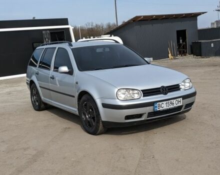 Серый Фольксваген Гольф, объемом двигателя 1.4 л и пробегом 250 тыс. км за 3500 $, фото 1 на Automoto.ua