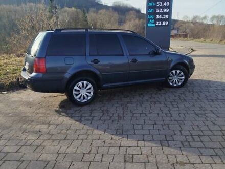 Серый Фольксваген Гольф, объемом двигателя 1.6 л и пробегом 300 тыс. км за 2999 $, фото 1 на Automoto.ua