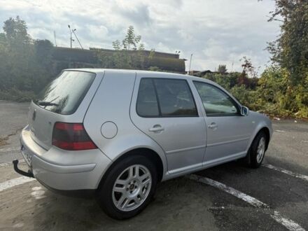 Серый Фольксваген Гольф, объемом двигателя 1.6 л и пробегом 251 тыс. км за 3950 $, фото 1 на Automoto.ua