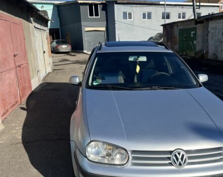 Сірий Фольксваген Гольф, об'ємом двигуна 1.6 л та пробігом 316 тис. км за 3950 $, фото 1 на Automoto.ua