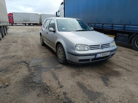 Сірий Фольксваген Гольф, об'ємом двигуна 1 л та пробігом 298 тис. км за 1550 $, фото 1 на Automoto.ua