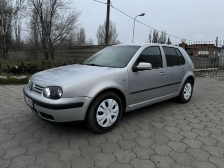 Серый Фольксваген Гольф, объемом двигателя 1.9 л и пробегом 300 тыс. км за 2200 $, фото 1 на Automoto.ua