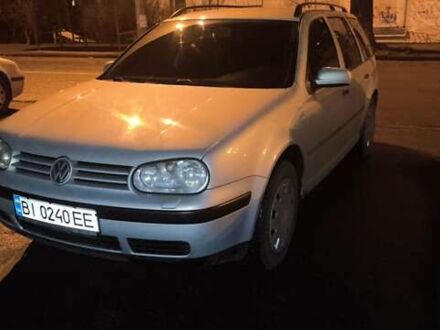 Серый Фольксваген Гольф, объемом двигателя 1.6 л и пробегом 283 тыс. км за 4999 $, фото 1 на Automoto.ua