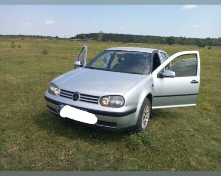 Сірий Фольксваген Гольф, об'ємом двигуна 1.6 л та пробігом 300 тис. км за 3850 $, фото 1 на Automoto.ua