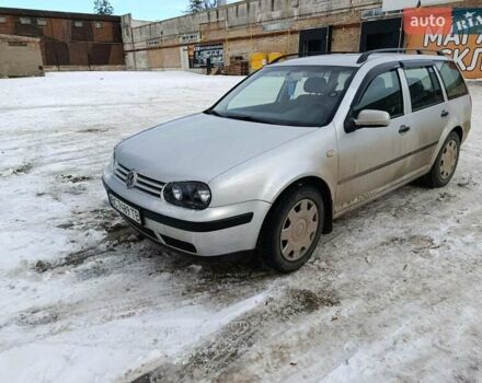 Серый Фольксваген Гольф, объемом двигателя 1.6 л и пробегом 300 тыс. км за 2900 $, фото 1 на Automoto.ua