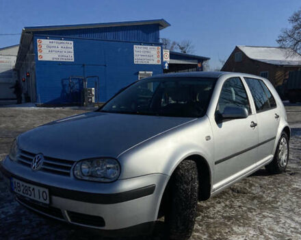 Серый Фольксваген Гольф, объемом двигателя 1.6 л и пробегом 214 тыс. км за 3950 $, фото 1 на Automoto.ua