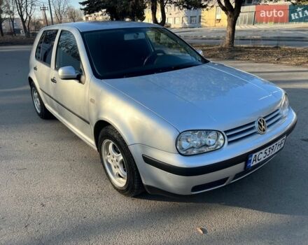 Серый Фольксваген Гольф, объемом двигателя 1.6 л и пробегом 290 тыс. км за 3750 $, фото 1 на Automoto.ua